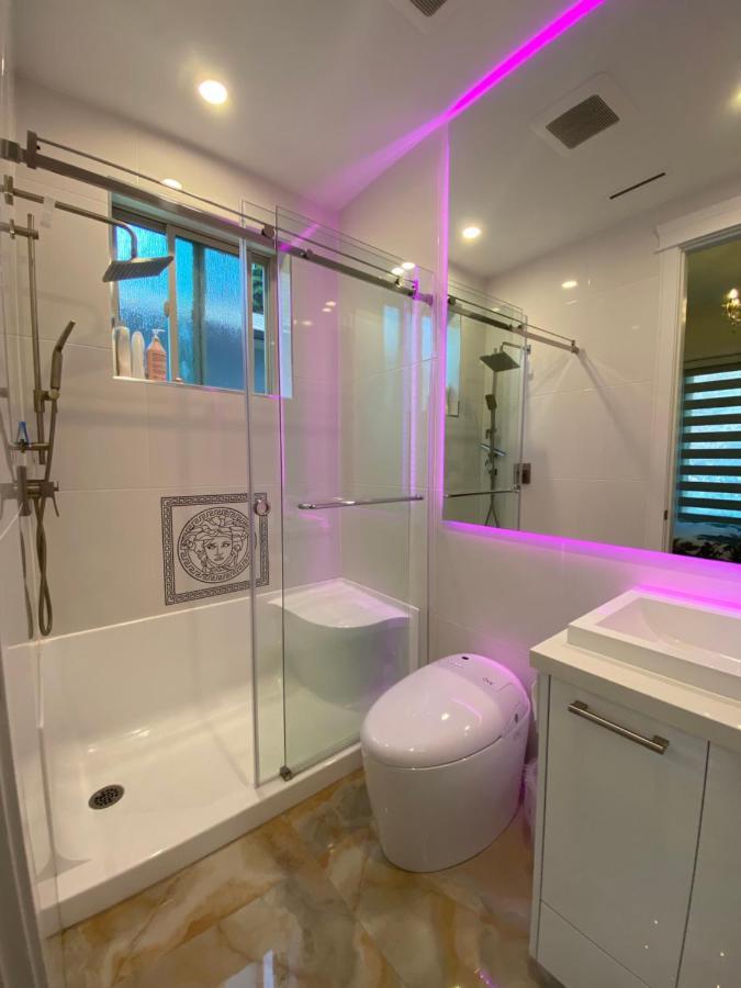 Milano Luxury Suites 溫哥華 外观 照片